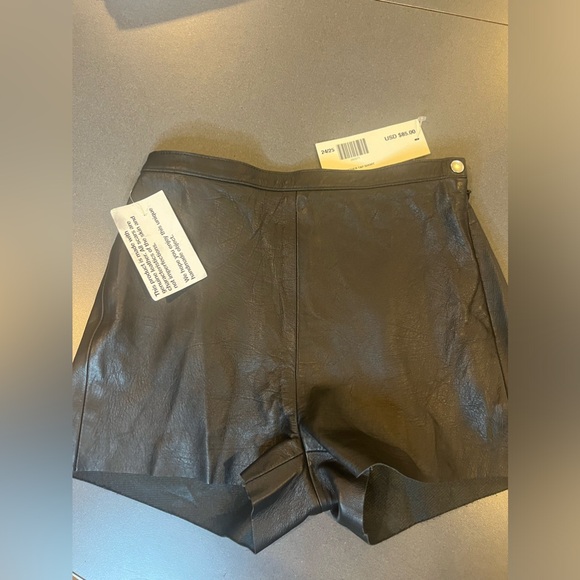 NWT // American Apparel // Black Leather Tap Shorts // Size 24/25 - Picture 5 of 12